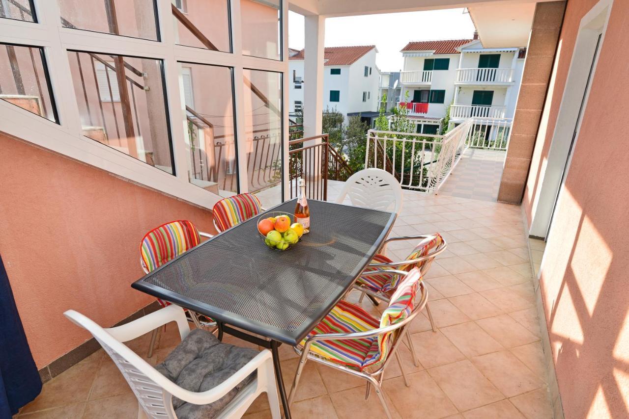 Apartments Martina Vodice Extérieur photo